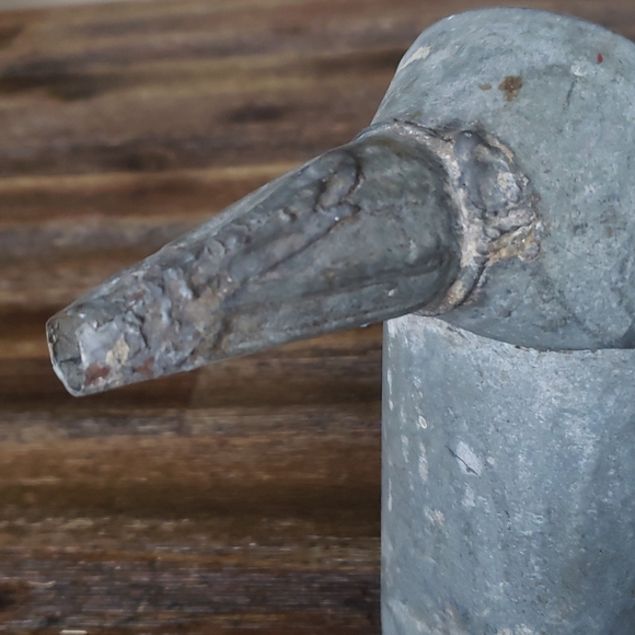 Vintage Dover 1 Quart oil can - Picture 5 of 9